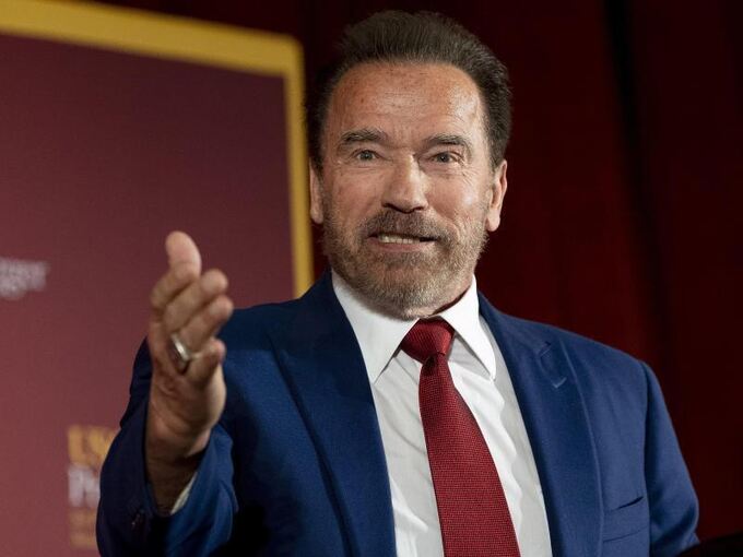 Arnold Schwarzenegger