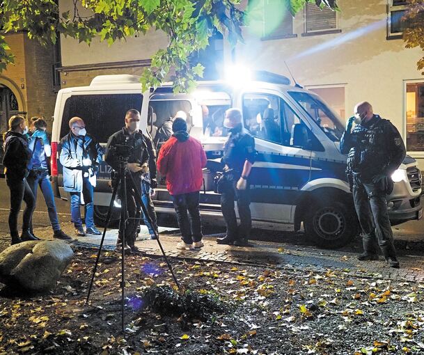 Razzia und Drogenkontrolle in der Ludwigsburger Innenstadt. Foto: Holm Wolschendorf