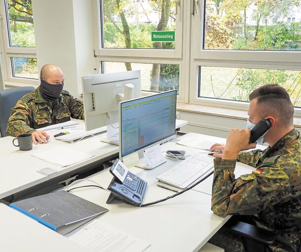 Bereits im Herbst 2020 unterstützen Soldaten der Bundeswehr das Ludwigsburger Gesundheitsamt. Archivfoto: Holm Wolschendorf