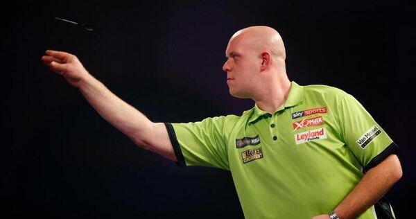 darts duo blickt nach aus nach vorne wright tourt mit auto sport ludwigsburger kreiszeitung