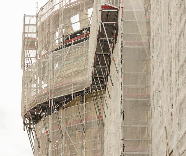 Bald wird das Gerüst abgebaut