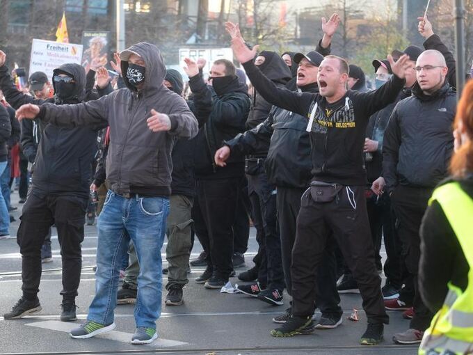 Sachsens Innenminister nach «Querdenken»-Demo unter Druck ...