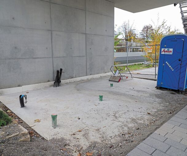 Das Fundament für den Kiosk ist bereits fertig. Er soll im Frühjahr gebaut werden. Fotos: Holm Wolschendorf