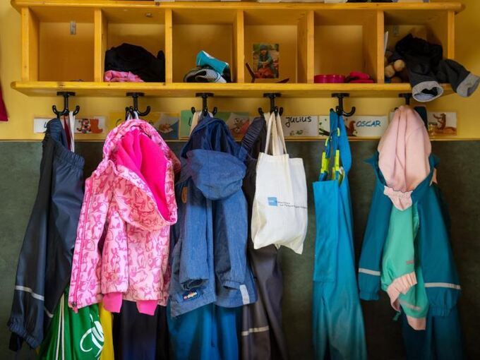 Schule Nrw Corona Aktuell : Corona in Deutschland: Luftfilter - zu teuer für die ... - Demnach ...