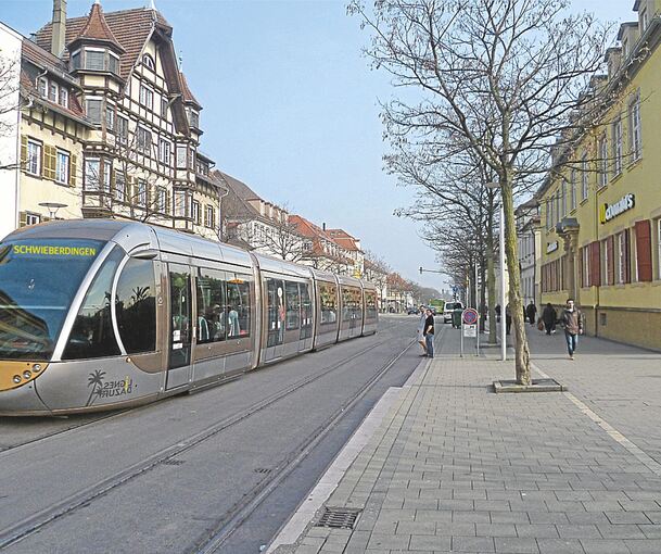 Eine Stadtbahn auf dem Weg von Ludwigsburg nach Schwieberdingen: So stellt sich der ökologisch orientierte VCD die neue Nahverkehrswelt im Kreis Ludwigsburg vor. Foto: W. Bischof (p)