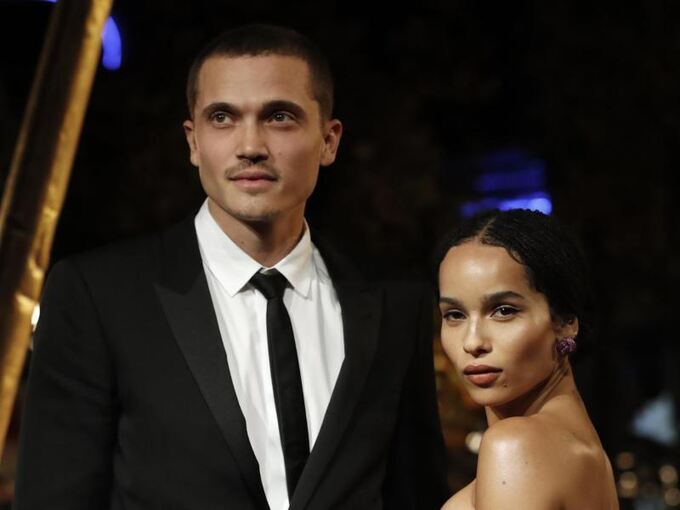 Zoe Kravitz von Karl Glusman
