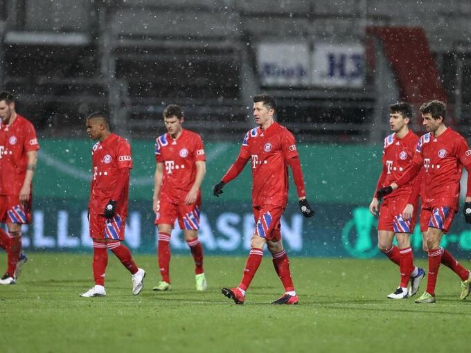 Nach Bayern Pleite In Kiel Flick Als Krisenmanager Gefragt Sport Ludwigsburger Kreiszeitung
