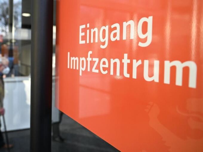Eingang Impfzentrum in Ravensburg