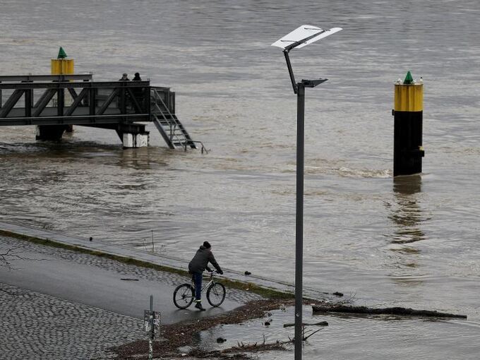 Rhein-Hochwasser in Köln
