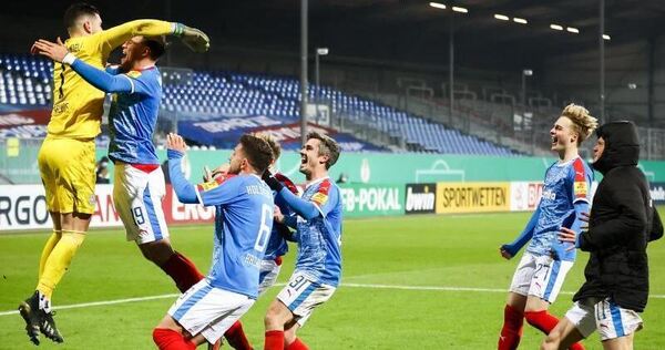 Sieg über Sandhausen: Holstein Kiel rückt auf Platz drei ...