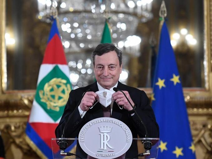 Italien: Draghi wird als neuer Regierungschef vereidigt - Überregionales - Ludwigsburger ...