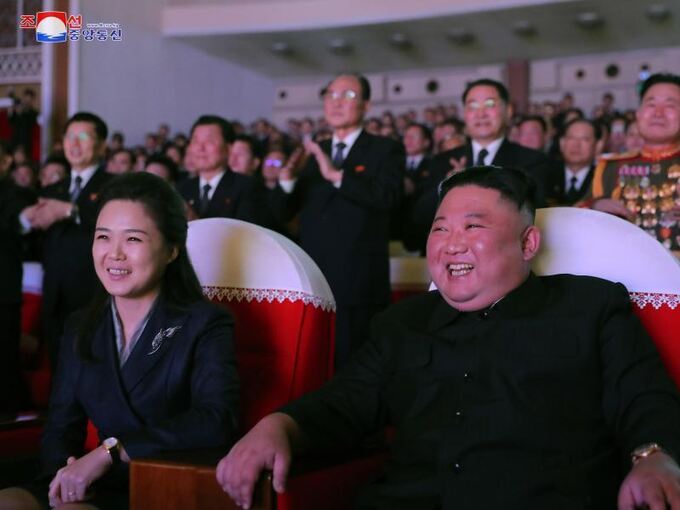 Frau von Kim Jong Un wieder in der Öffentlichkeit