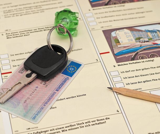 Beim Tüv-Süd nehmen Betrugsversuche bei der schriftlichen Führerscheinprüfung stark zu. Archivfoto: LKZ