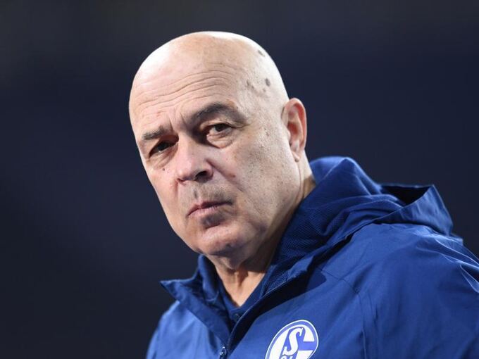 Schalke-Coach Gross schließt eigenen Rücktritt aus - Sport ...