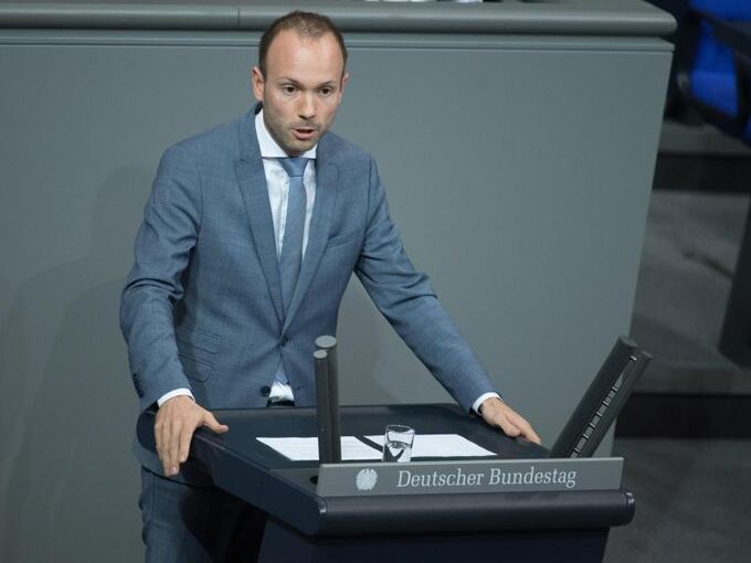 Firma von CDU-Bundestagsabgeordnetem: Provisionen für ...