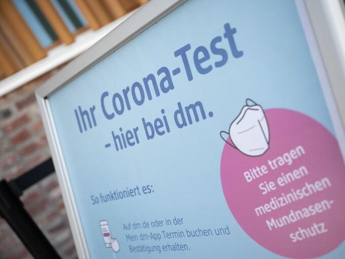 Coronavirus - Schnelltests bei Drogeriemarkt DM