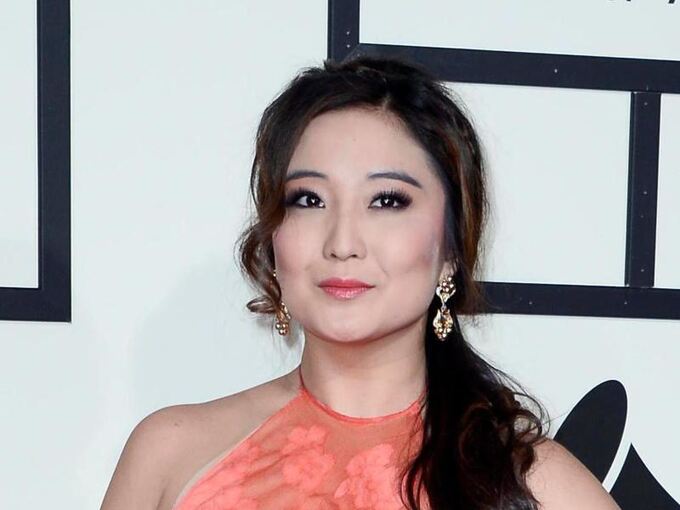 Us Stars Prangern Nach Massagesalon Angriffen Rassismus An