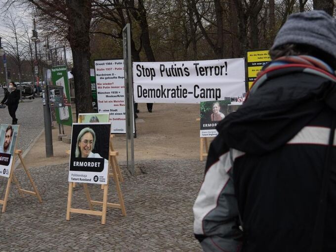 Zeltlager aus Protest gegen den Kreml