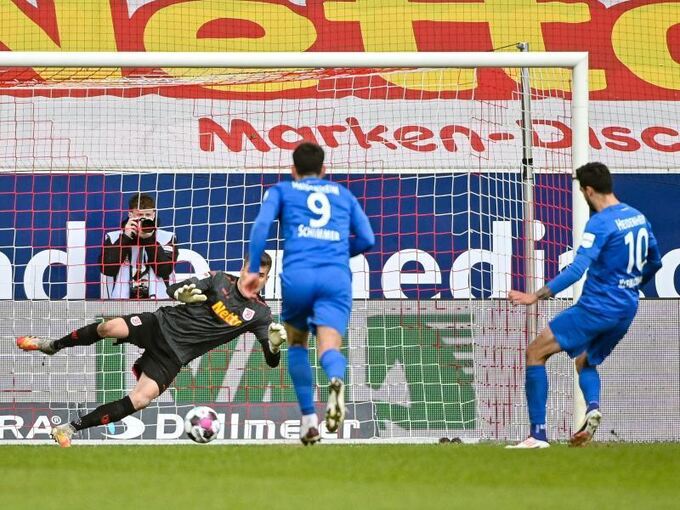 Jahn Regensburg gegen 1. FC Heidenheim