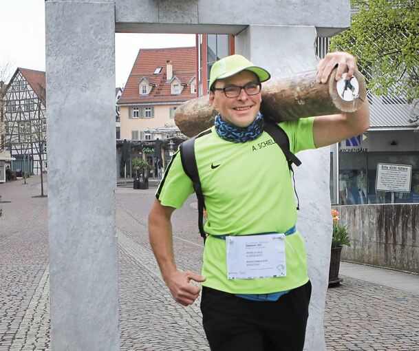 Bietigheim ist Start und Ziel für den 25-Kilometer-Lauf von André Schiele. Foto: Ramona Theiss