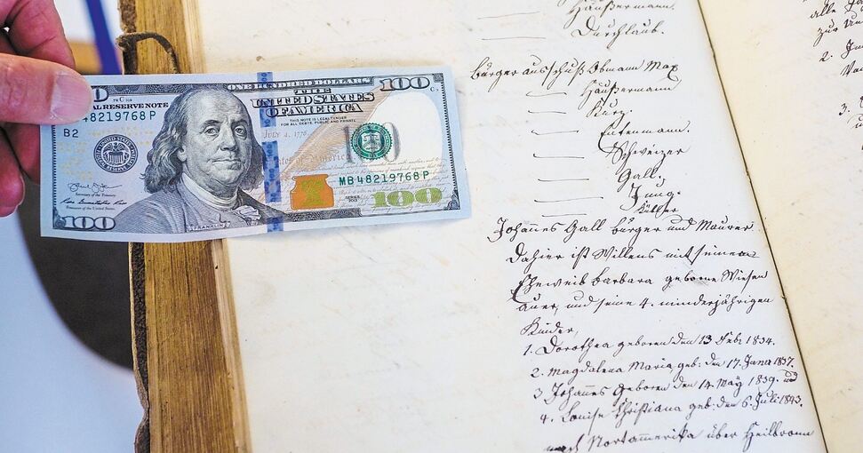 Das Gemeinderatsprotokoll mit dem Beschluss über die Auswanderung von Familie Gall.