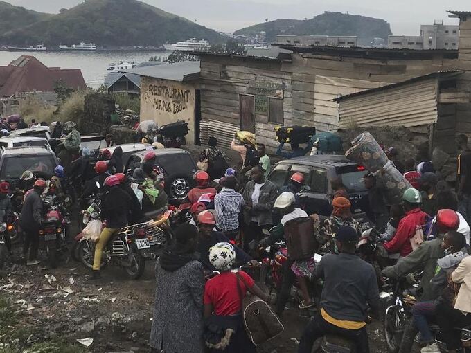 Vulkanausbruch befürchtet: Teil-Evakuierung von Goma ...