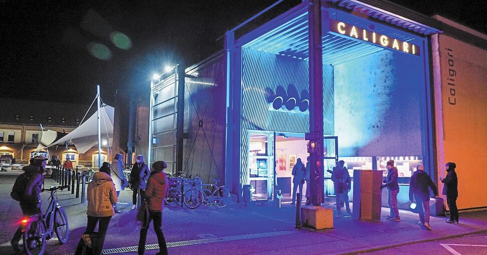 Ende Februar beteiligten sich das Caligari und das Central-Theater am Aktionstag „Kino leuchtet“, um auf die Situation der Leinwandbetreiber aufmerksam zu machen. Fotos: Holm Wolschendorf