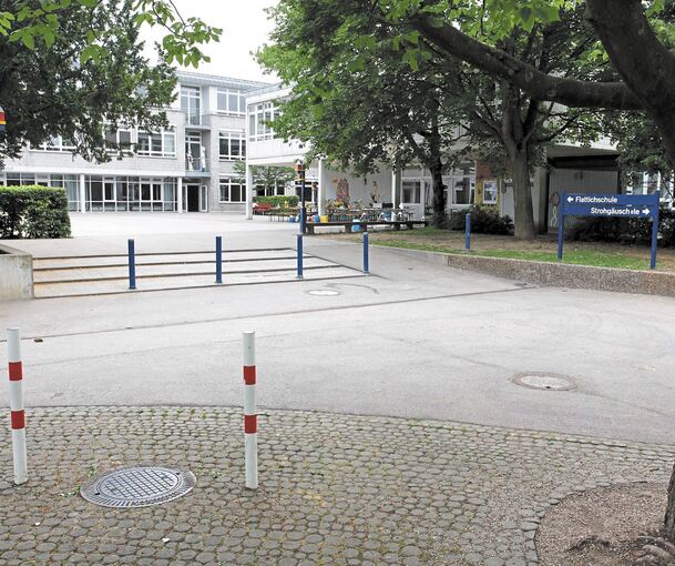 Die Randalierer wurden vom Gelände am Freizeitbad vertrieben, sind nun aber auf dem Schulareal aktiv. Archivfoto: Wolschendorf