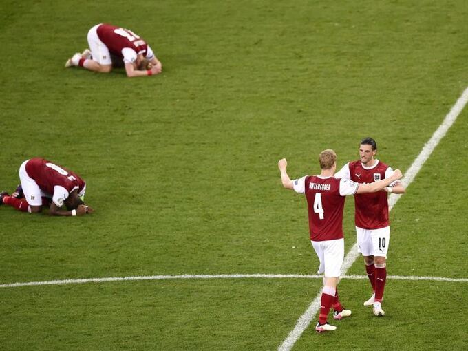 wallpapers Österreich Gegen Italien https www lkz de sport artikel historisch alaba co traeumen von coup gegen italien arid 641449 html