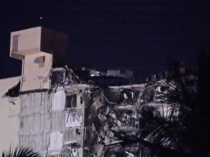 Wohnhaus nahe Miami Beach stürzt ein - Überregionales ...