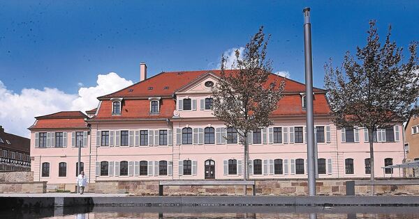 Das Stadionsche Schloss soll zum Hotel werden - Landkreis Ludwigsburg - Vimarsana News
