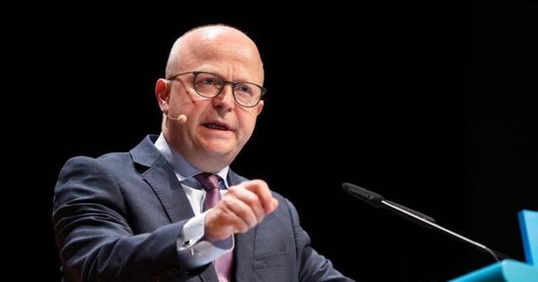 Theurer: Kretschmann muss Menschen vor Unwetterfront warnen - Baden-Württemberg - Vimarsana News