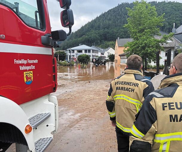 Die Feuerwehren aus dem Kreis im Einsatz nach der Flut in dem einstigen Erholungsort Kordel in Rheinland-Pfalz.Fotos: Feuerwehr