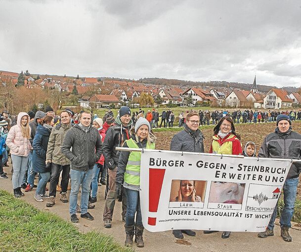 Einer der Höhepunkte der Proteste in Rielingshausen: Demo gegen die Steinbrucherweiterung Ende 2017.Archivfoto: Oliver Bürkle