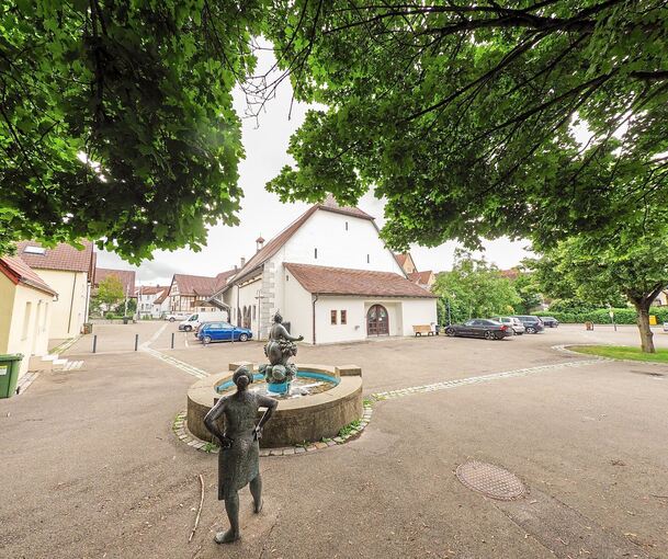 Im Zuge der Ortskernsanierung und mit Blick auf die Gartenschau 2033 soll der Benninger Kelterplatz auf jeden Fall neu geordnet werden. Nun wird geprüft, ob das Sanierungsgebiet erweitert werden kann.