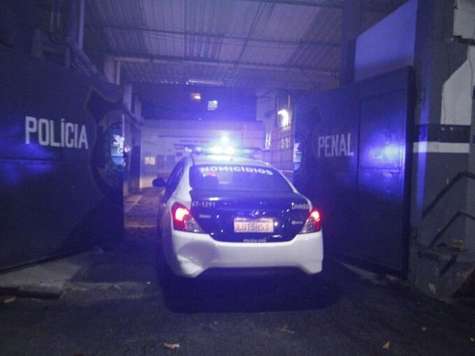 Ehemalige Parlamentarierin Flordelis dos Santos verhaftet
