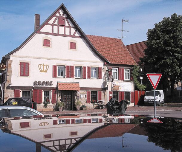 Das Landgasthaus Krone an der Löchgauer Wette. Seit 1700 gibt es dort Gastlichkeit und Einkehr.Fotos: Alfred Drossel