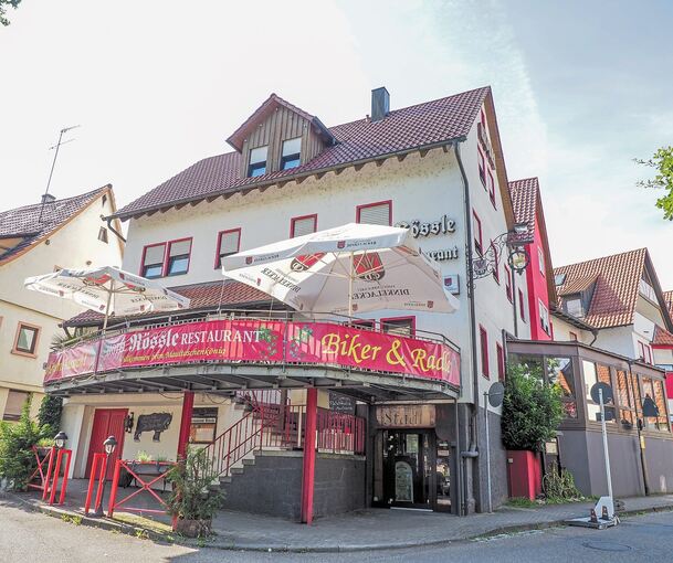 Beliebtes Hotel und Restaurant: Das Rössle im Freiberger Stadtteil Beihingen ist seit Generationen im Besitz der Familie Rommel. Fotos: Holm Wolschendorf