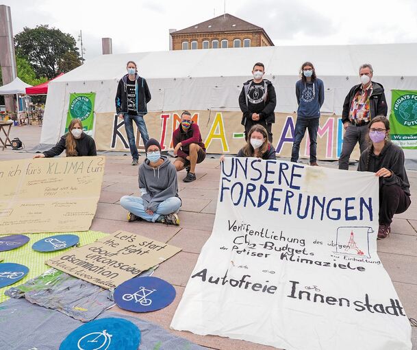 Protest und Aktionen beim Klimacamp auf dem Rathaushof in Ludwigsburg. Foto: Holm Wolschendorf