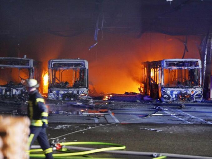 Brand im Busdepot