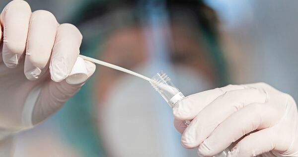 Alexander G., der die Kassenärztliche Vereinigung bei Coronatests betrogen hat, muss hinter Gitter.