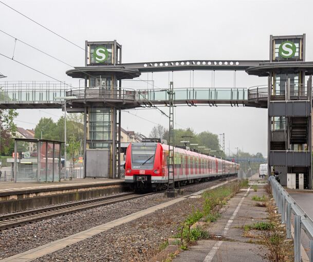 Im Ditzinger Bahnhof fuhr in der Nacht auf Dienstag eineinhalb Stunden kein Zug mehr.