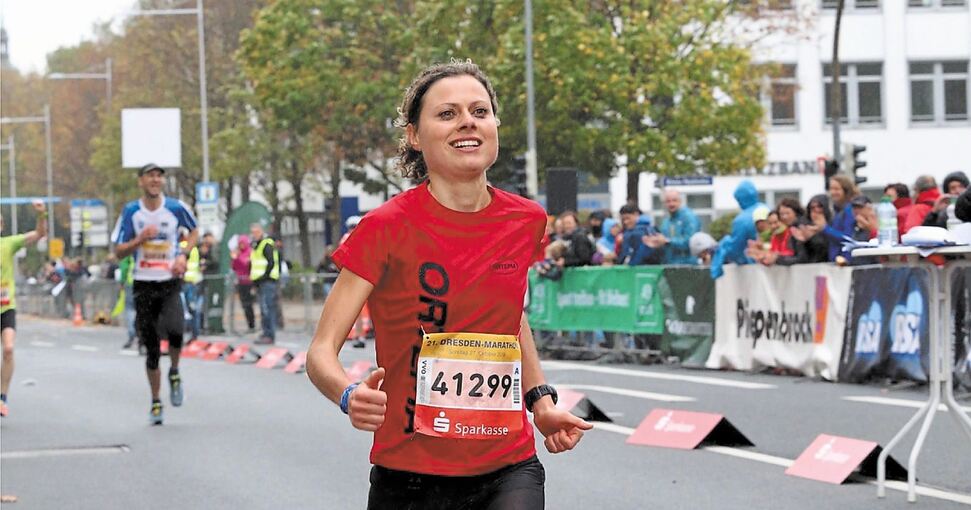 Auf dem Weg zum Sieg: Jasmin Klotz beim Dresden Marathon 2019.Foto: privat