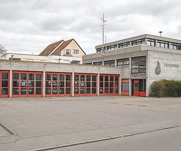 Das Feuerwehrfest findet ein letztes Mal auf dem Vorplatz des Feuerwehrhauses mitten im Ort stand.
