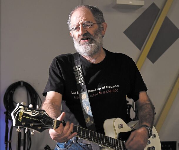 Salvatore Pugliese in seinem Element: dem Musizieren. Foto: Michael Fuchs/p