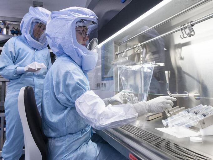 Biontech-Laborantinnen