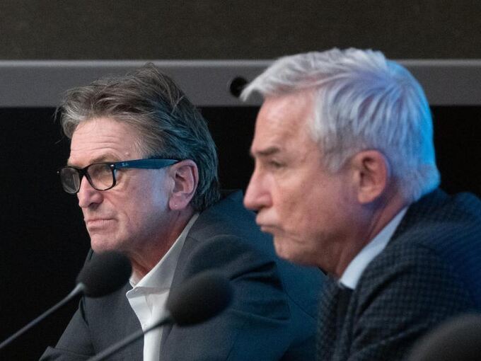 Manfred Lucha (l) und Innenminister Thomas Strobl (CDU)