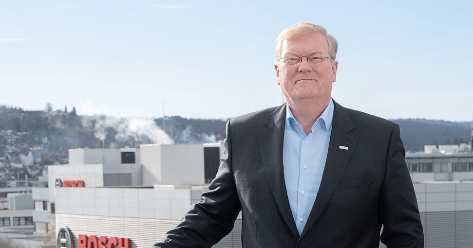 Über den Dächern von Feuerbach: Stefan Hartung, der neue Vorsitzende der Geschäftsführung von Bosch. Foto: Bernd Weißbrod/dpa