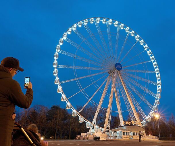 Schon jetzt ein Besuchermagnet: Das Riesenrad auf der Bärenwiese. Foto: Andreas Becker