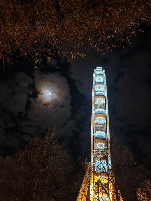 350_0008_2978531_350_0008_2978364_RIESENRAD1_AXELHEIZMAN